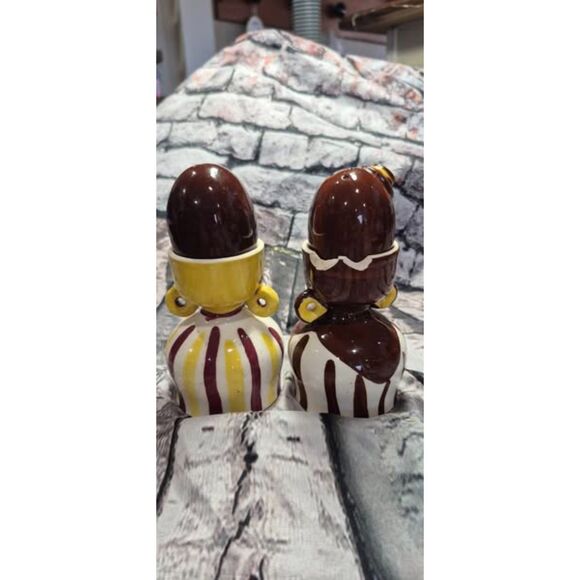 Vintage Salt Pepper Shakers and Egg Cups Anthropomorphic Man Woman Kitschy READ - Picture 2 of 6